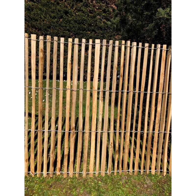 Woodline Spielplatz Staketenzaun Kastanie - Abstand 2-3cm - 100cm x 5m
